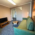 Apartment Vyld Fuchs - Urban, Aufzug & Balkon *