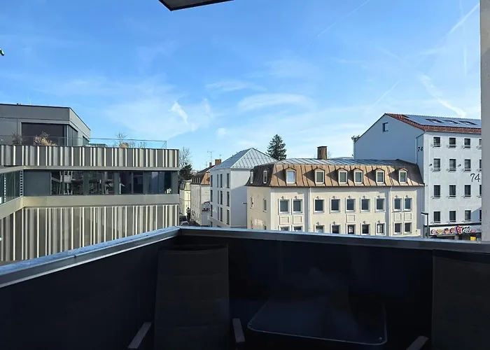 Vyld Fuchs - Urban, Aufzug & Balkon Daire