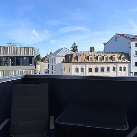 Vyld Fuchs - Urban, Aufzug & Balkon Апартаменты Кемптен