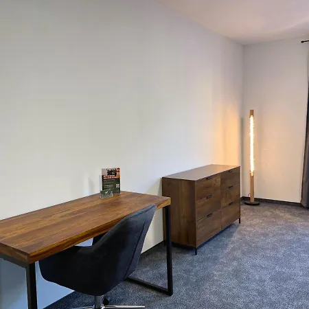 Vyld Fuchs - Urban, Aufzug & Balkon Appartamento